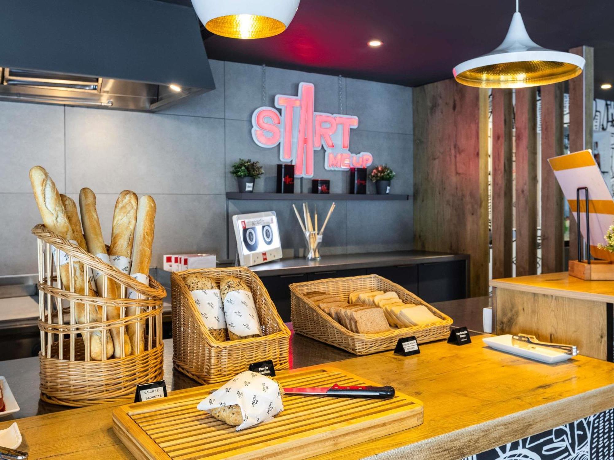 Ibis Bilbao Barakaldo Hotel Luaran gambar